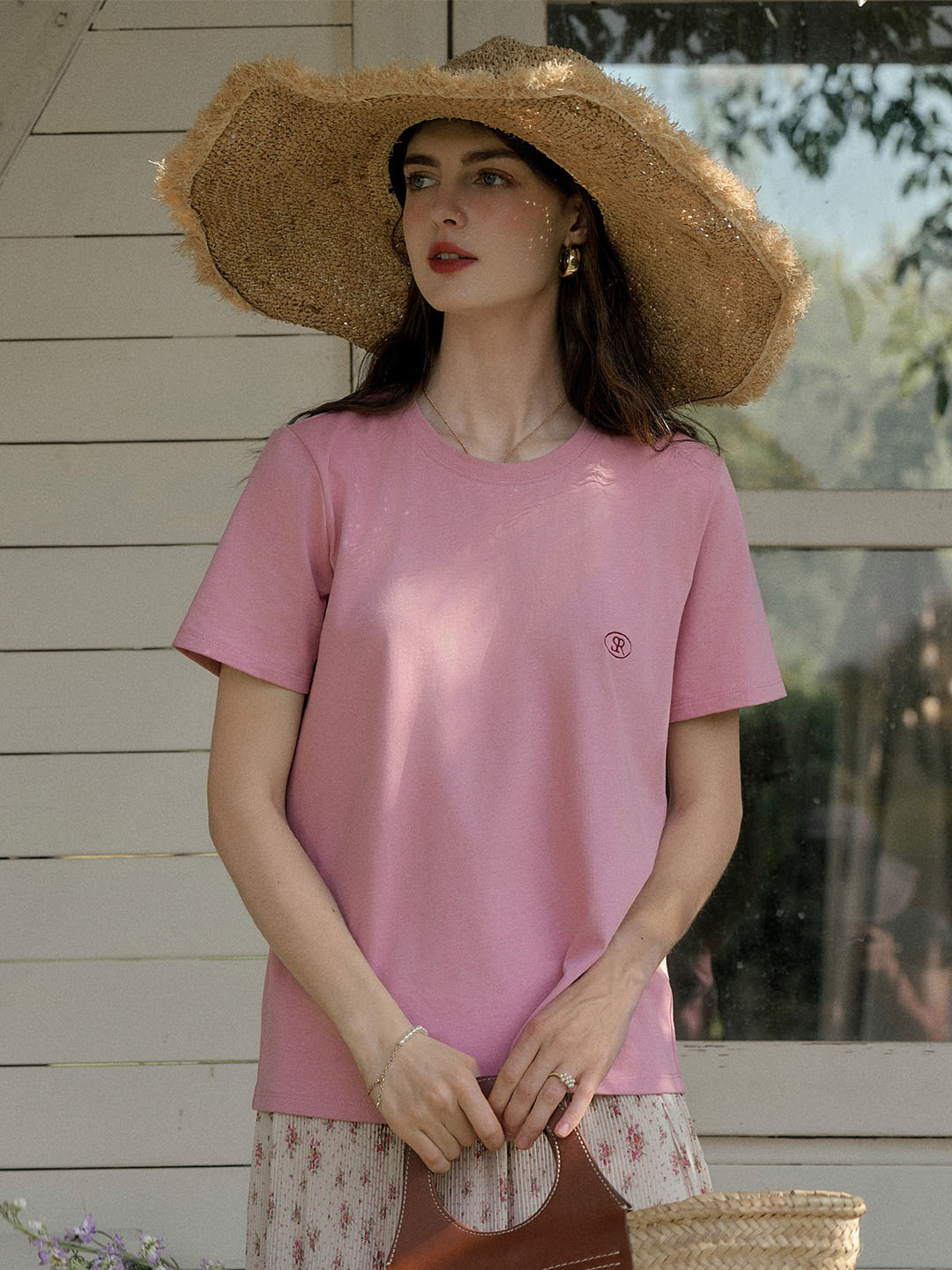 Elise 經典圓領刺繡標誌棉T恤