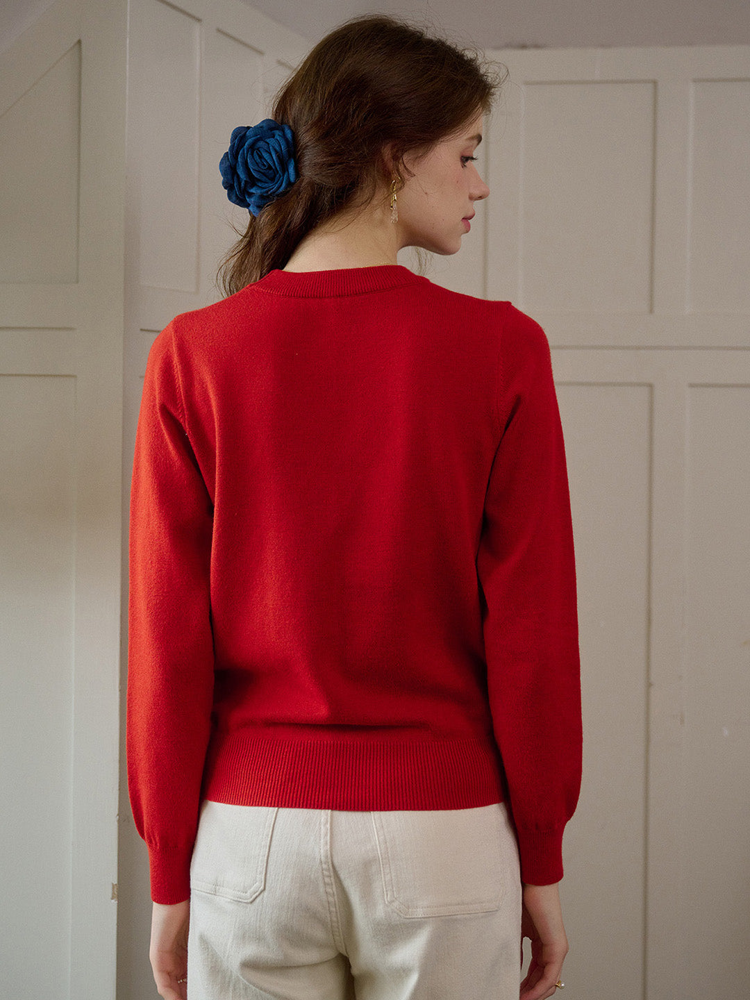 Gracie 圓領刺繡毛衣