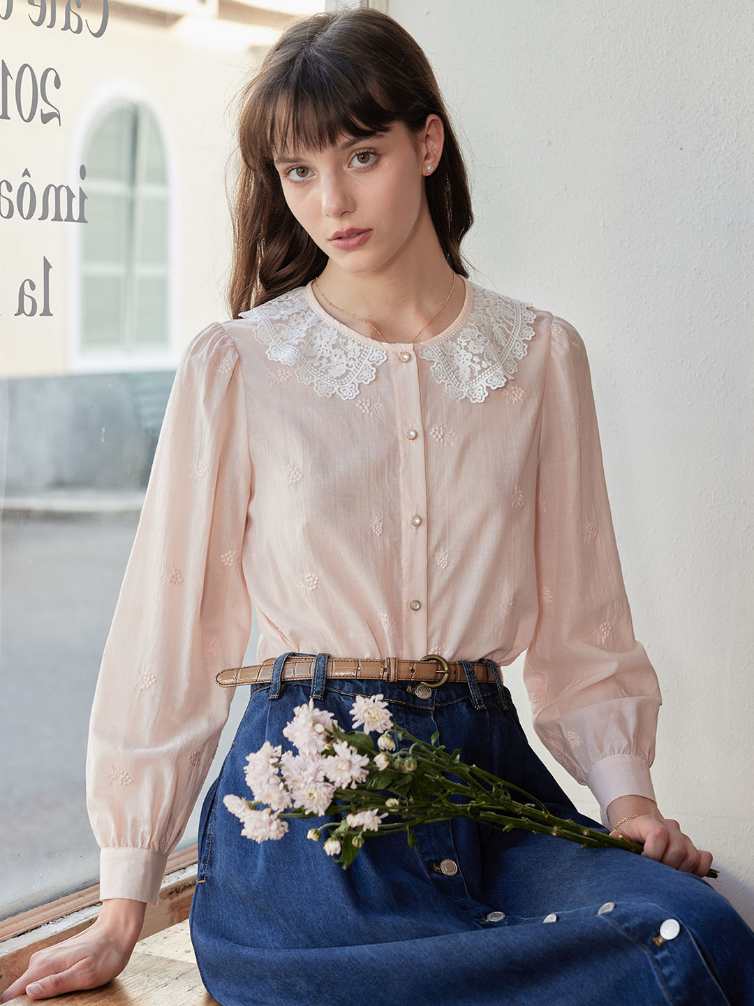 Neriah 原創樹莓刺繡彼得潘領拼接襯衫