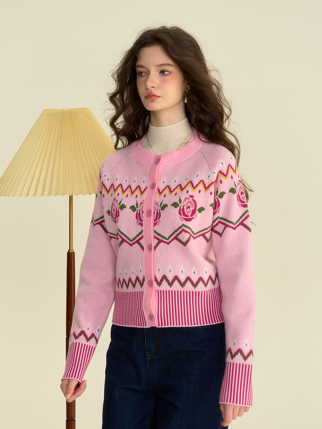 Violette 圓領刺繡玫瑰開襟衫