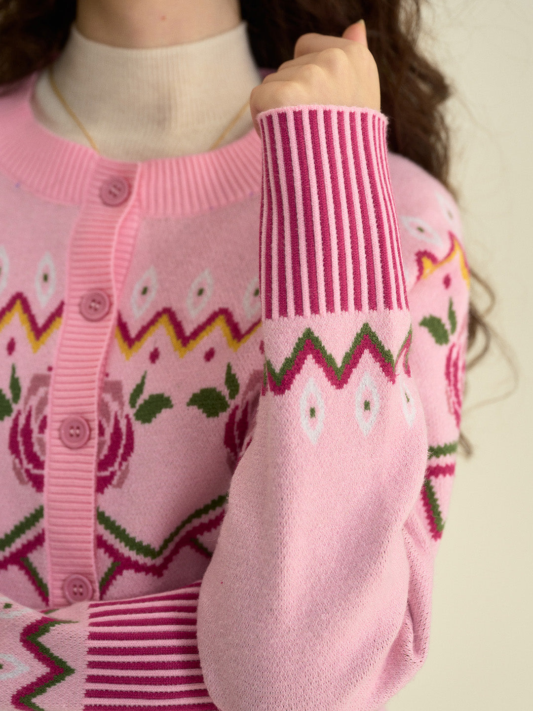 Violette 圓領刺繡玫瑰開襟衫