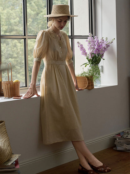 Heidi V領刺繡蕾絲泡泡袖洋裝