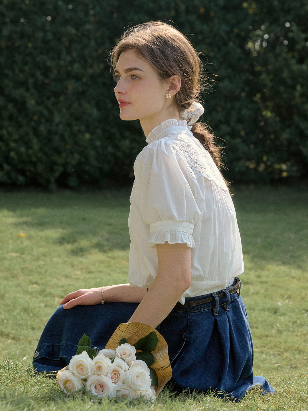 Octavia 小立領鏤空蕾絲拼接泡泡袖襯衫