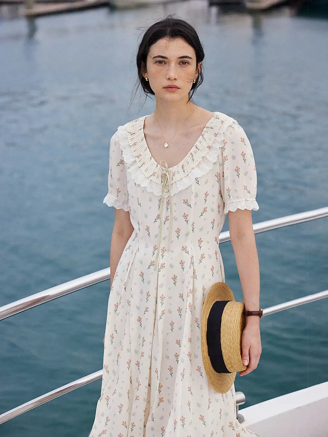 Alianna 圓領碎花洋裝