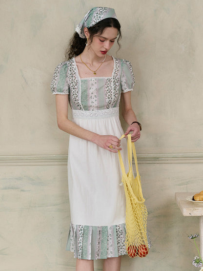 【Final Sale】Bria Square Collar Contrasting Trimmed Floral Pleated Dress