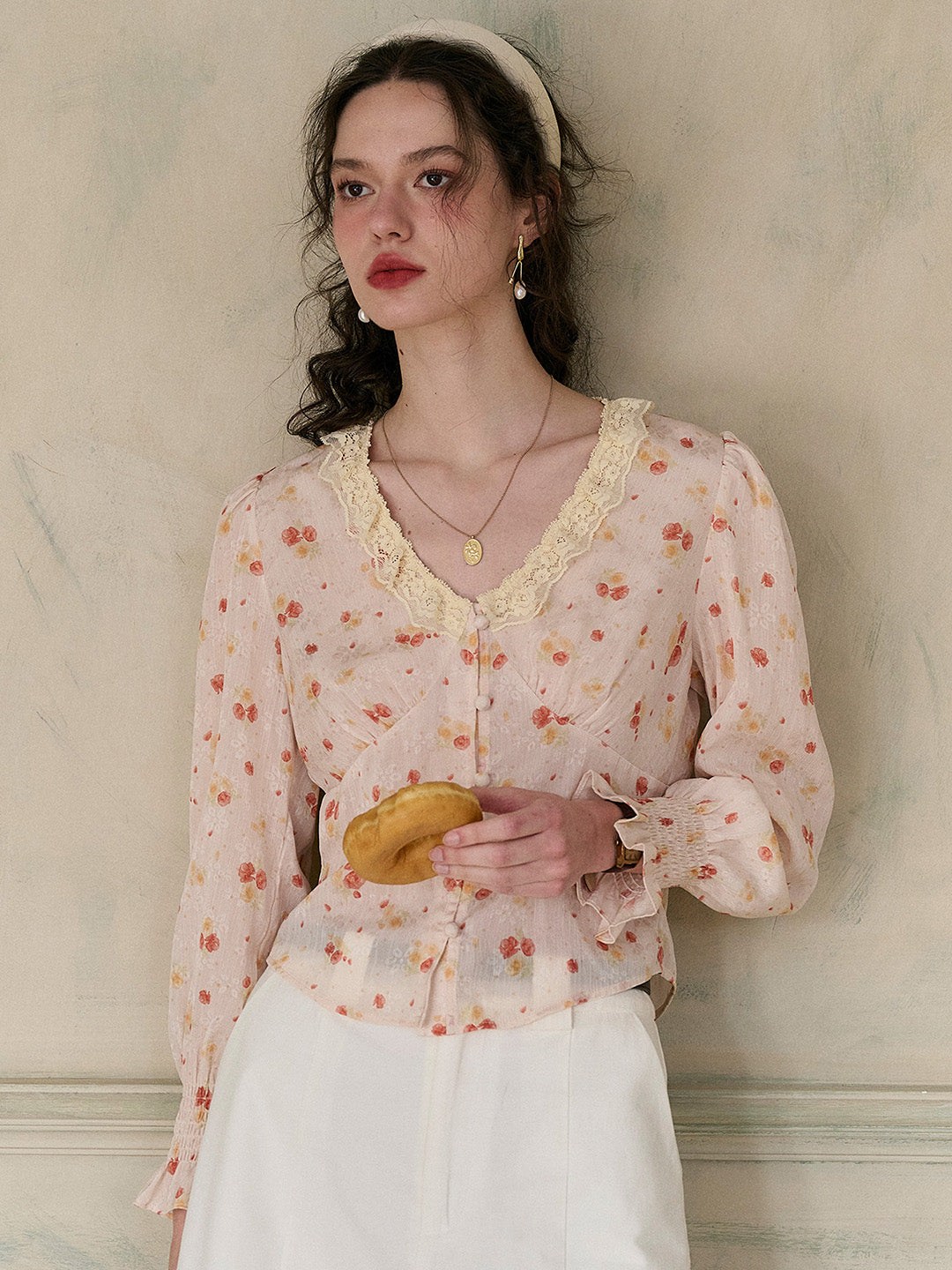 【Final Sale】Laurel V-Neck Floral Blouse - Dark Yellow