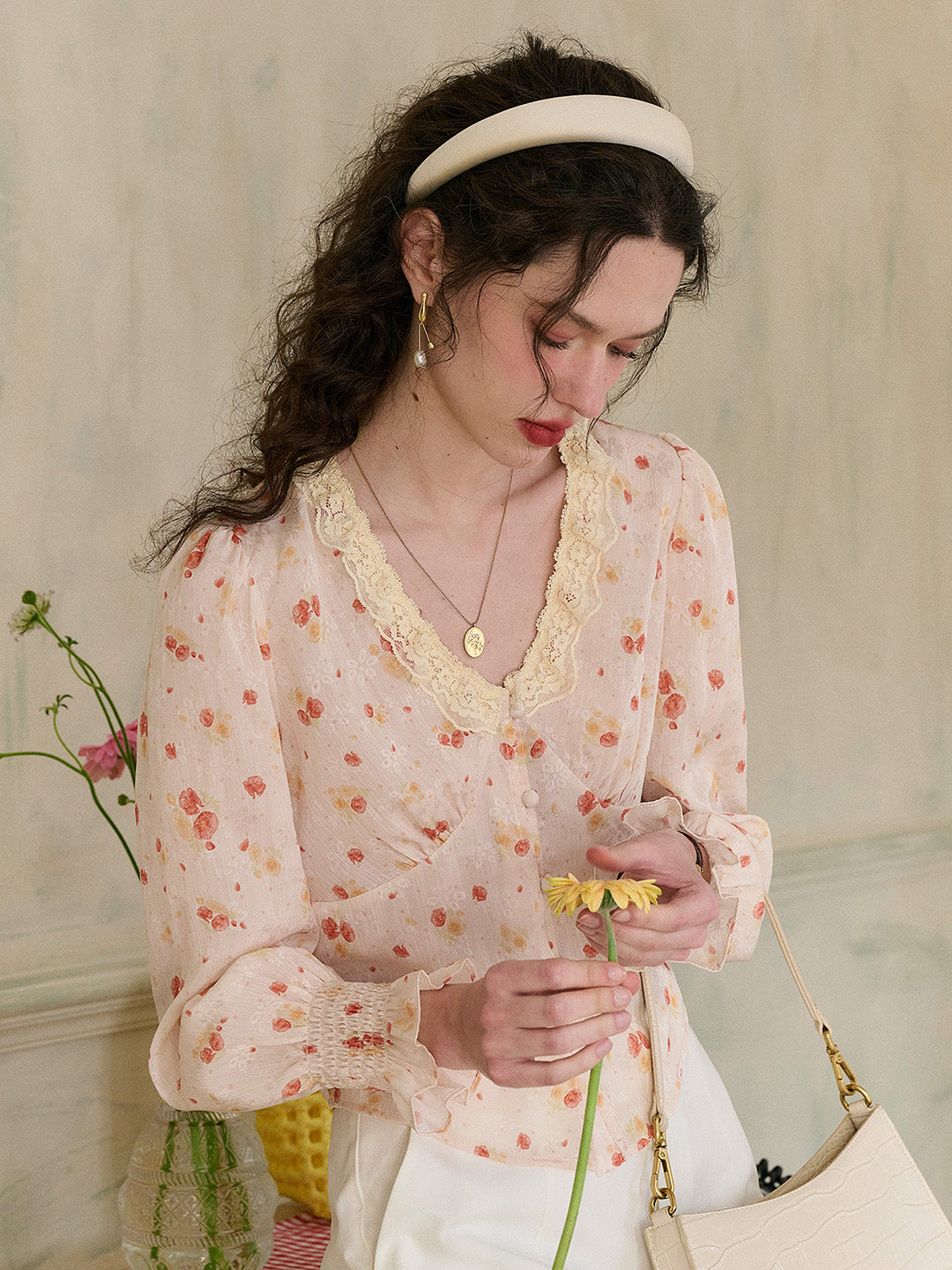 【Final Sale】Laurel V-Neck Floral Blouse - Dark Yellow