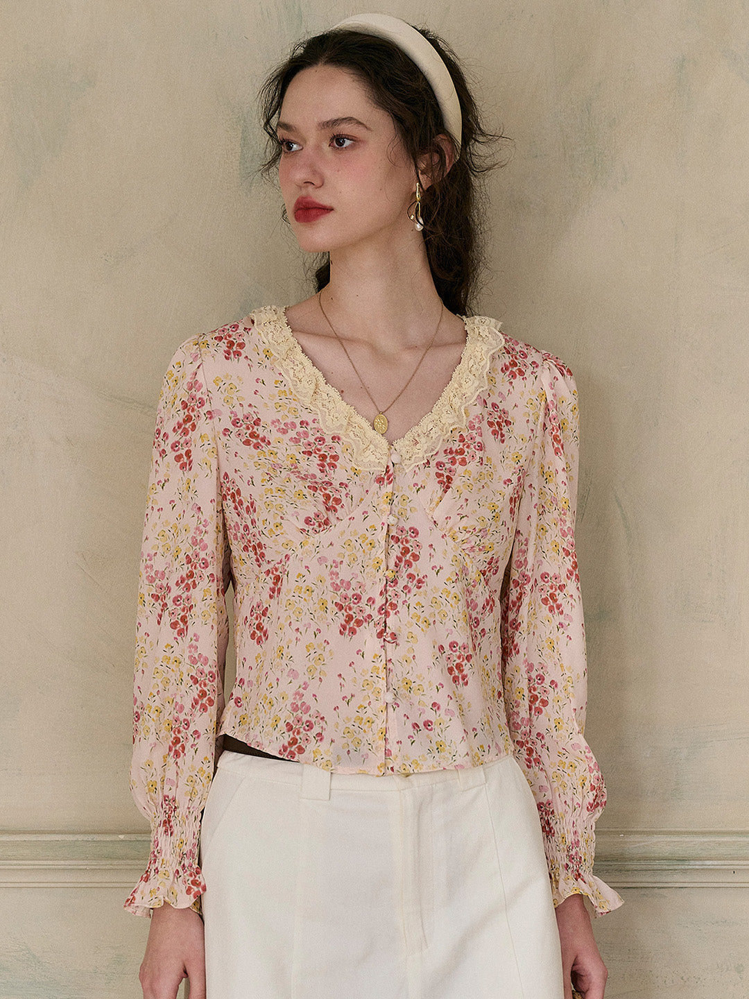 【Final Sale】Laurel V-Neck Floral Blouse - Yellow