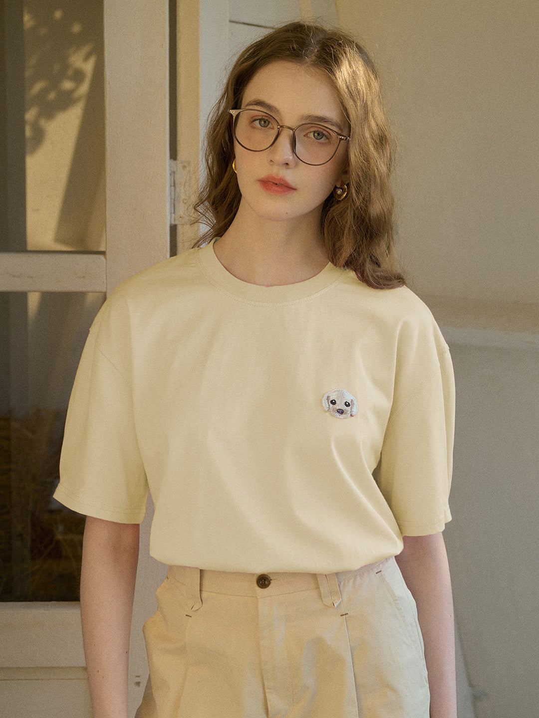 【Final Sale】Journey Puppy Applique Round Neck Short Sleeve Casual T-Shirt - White