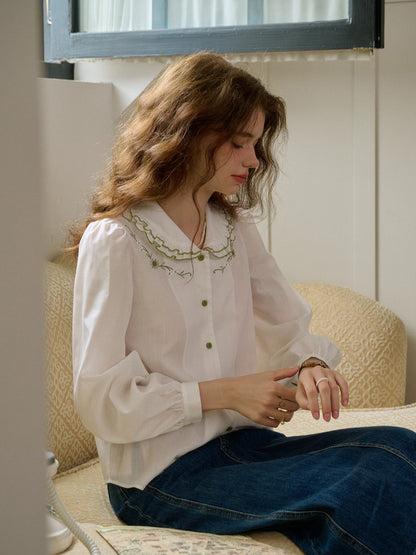 【Final Sale】Maren Peter Pan Collar Floral Embroidery Blouse