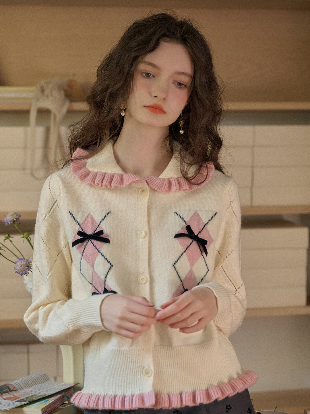 Chandler 荷葉邊領蝴蝶結開襟衫