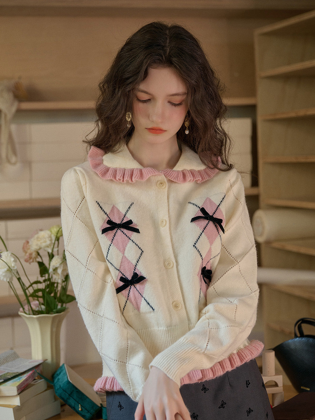 Chandler 荷葉邊領蝴蝶結開襟衫