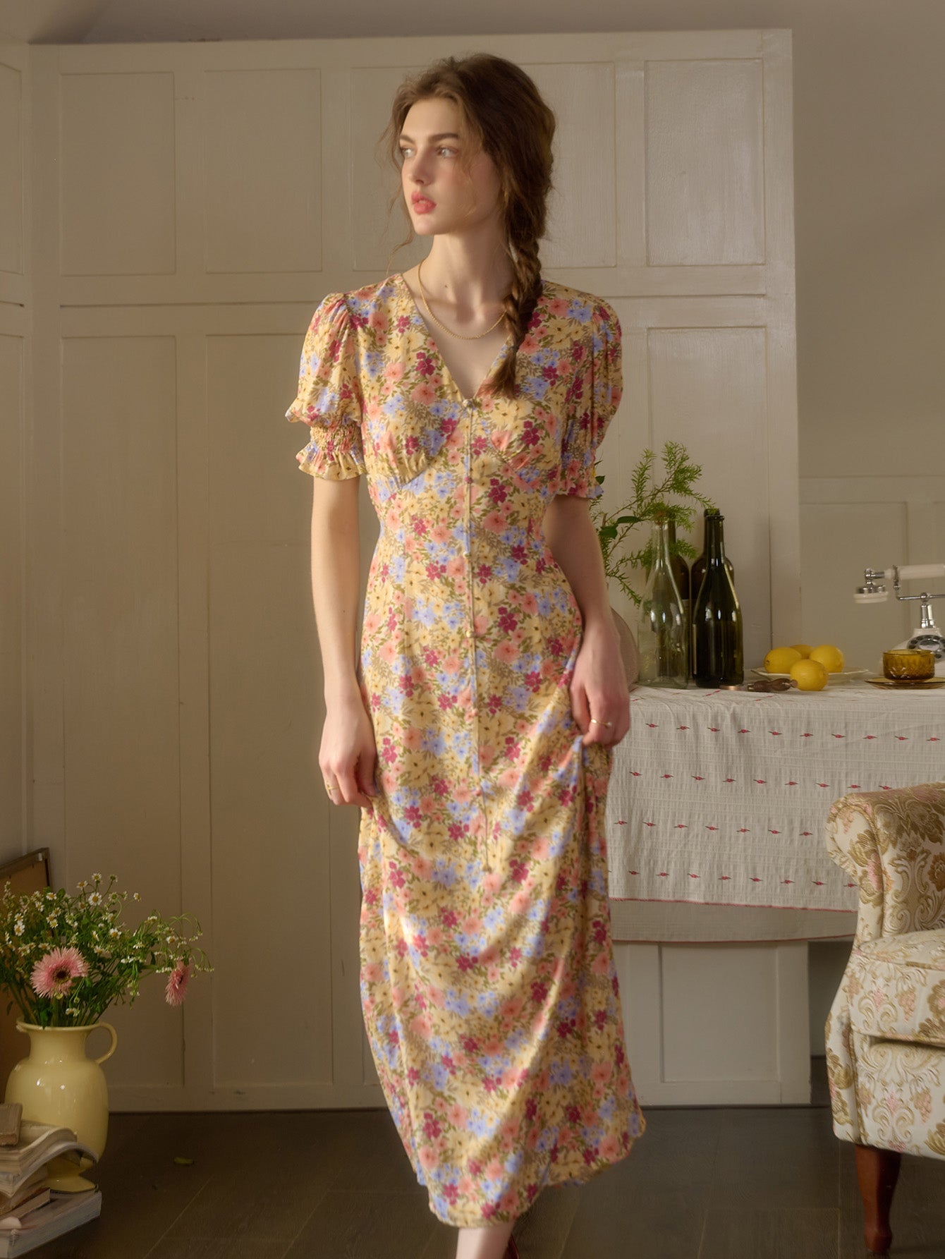 【Final Sale】Xena V-Neck Floral Puff Sleeve Dress - Apricot