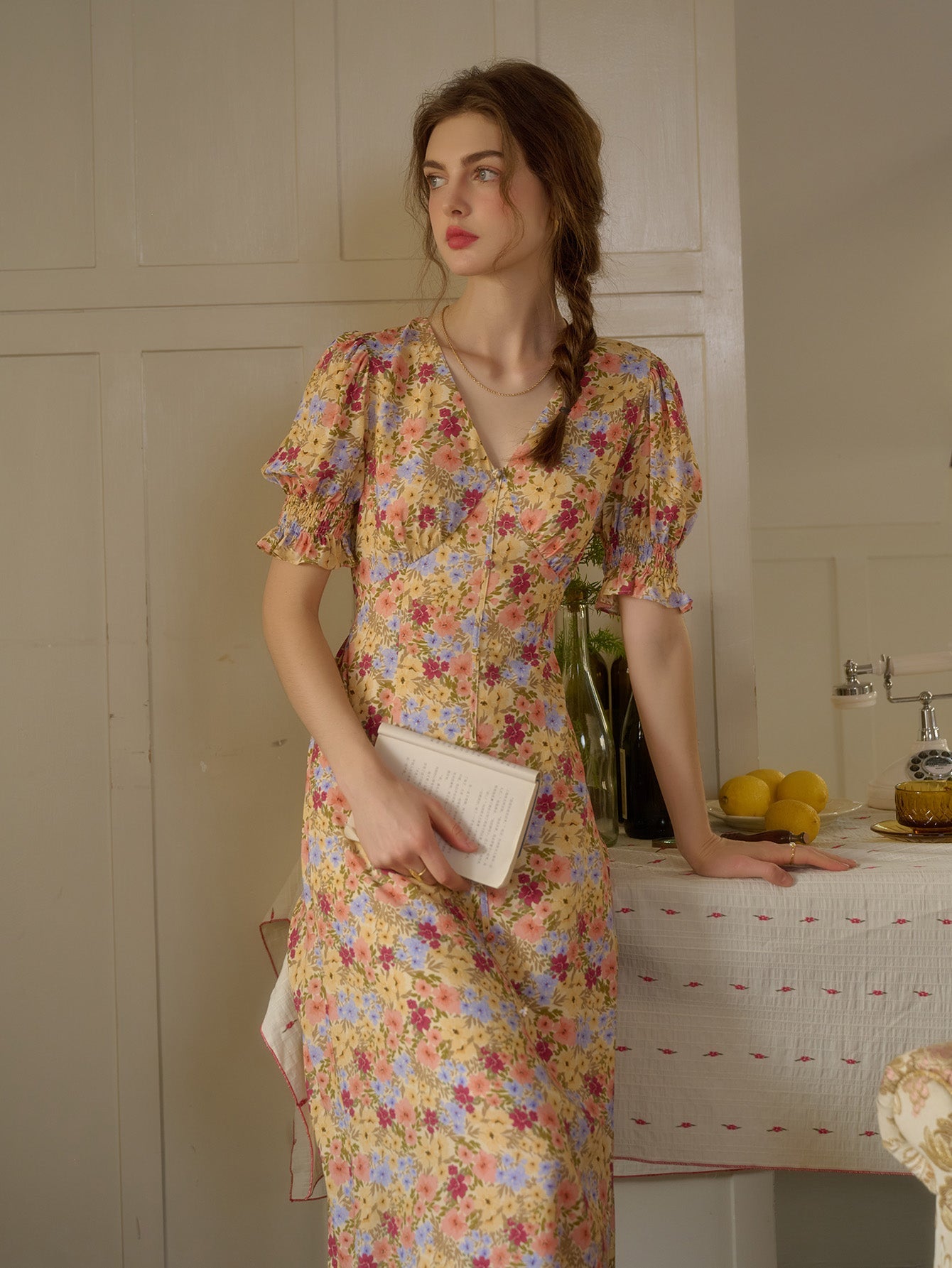 【Final Sale】Xena V-Neck Floral Puff Sleeve Dress - Apricot