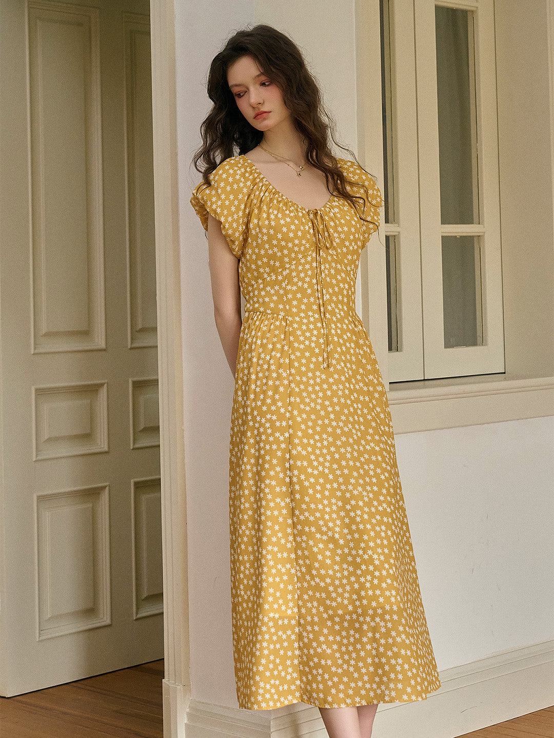 Angelica 法式復古U領復小碎花洋裝