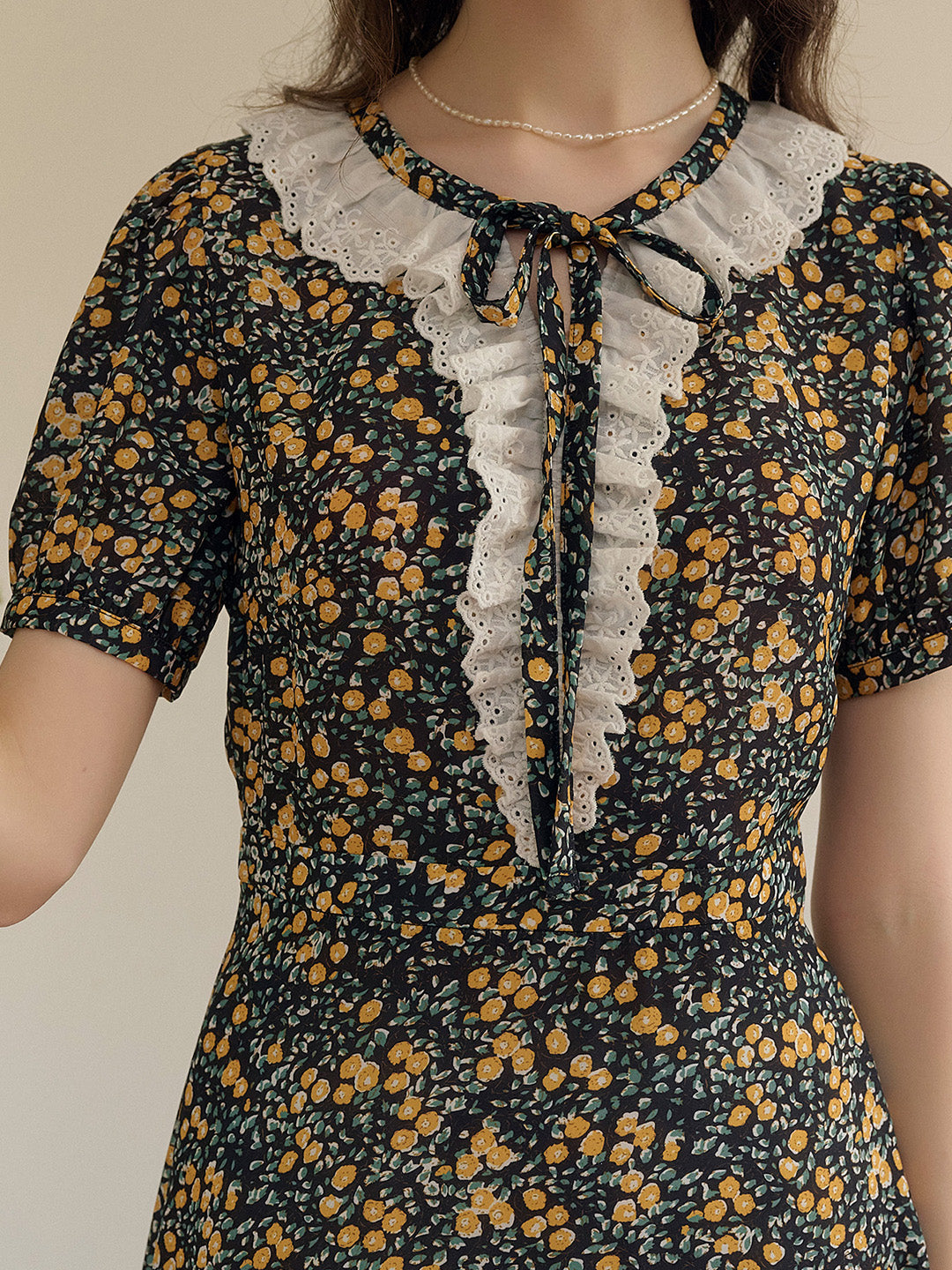 Jolene 法式復古圓領碎花茶歇洋裝