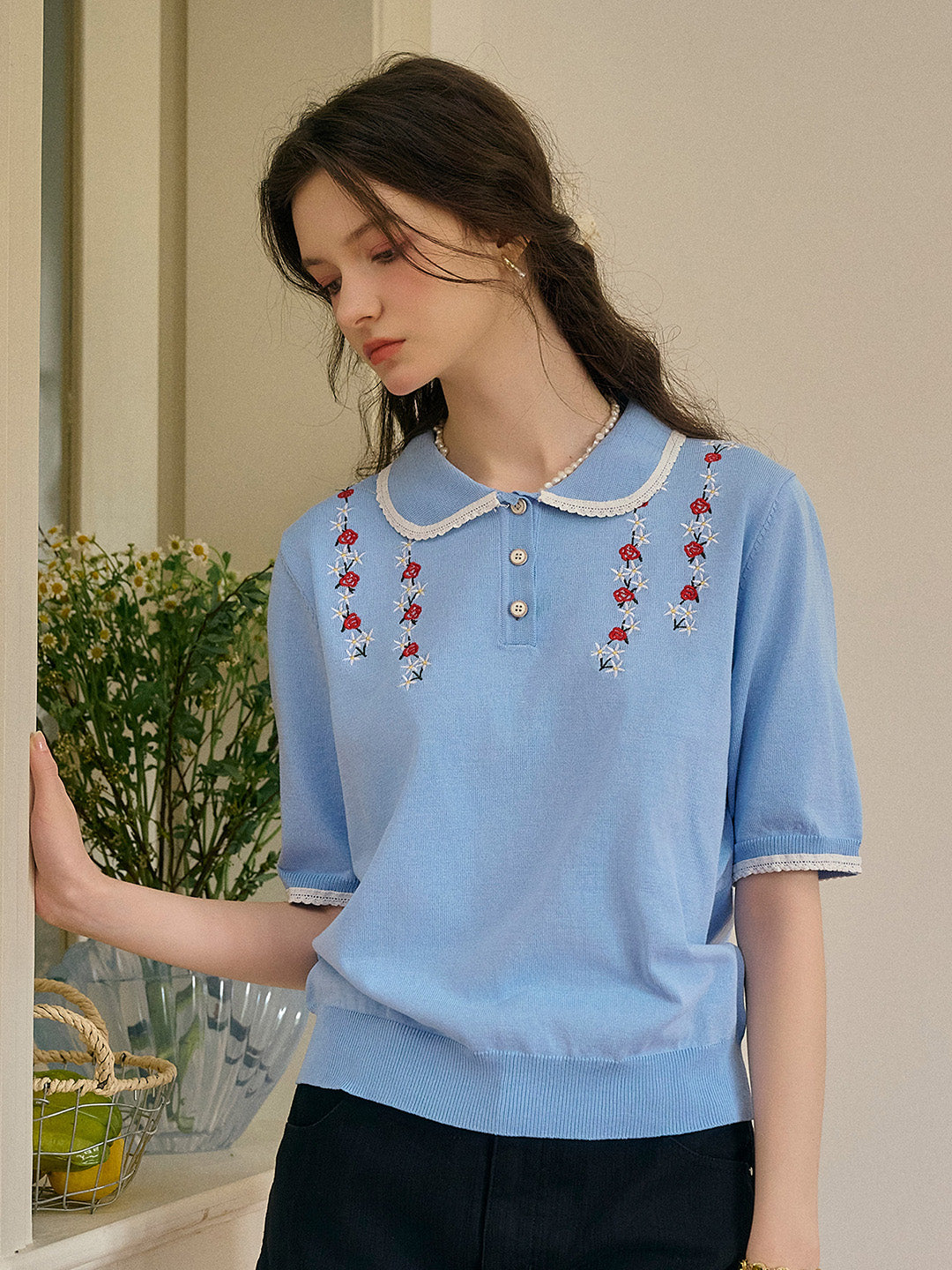 Anya 彼得潘領刺綉針織上衣