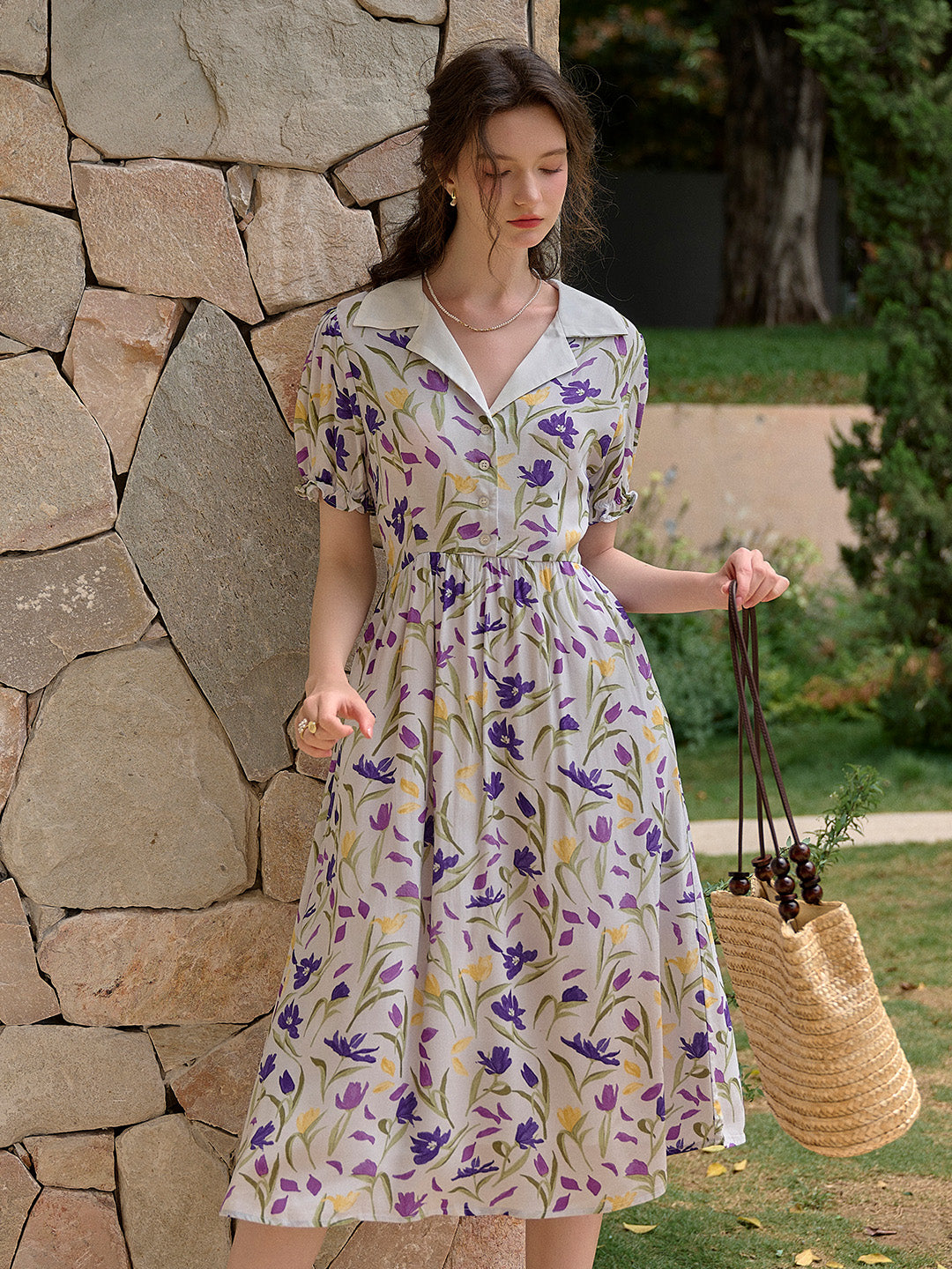 Irene 法式復古V領碎花洋裝