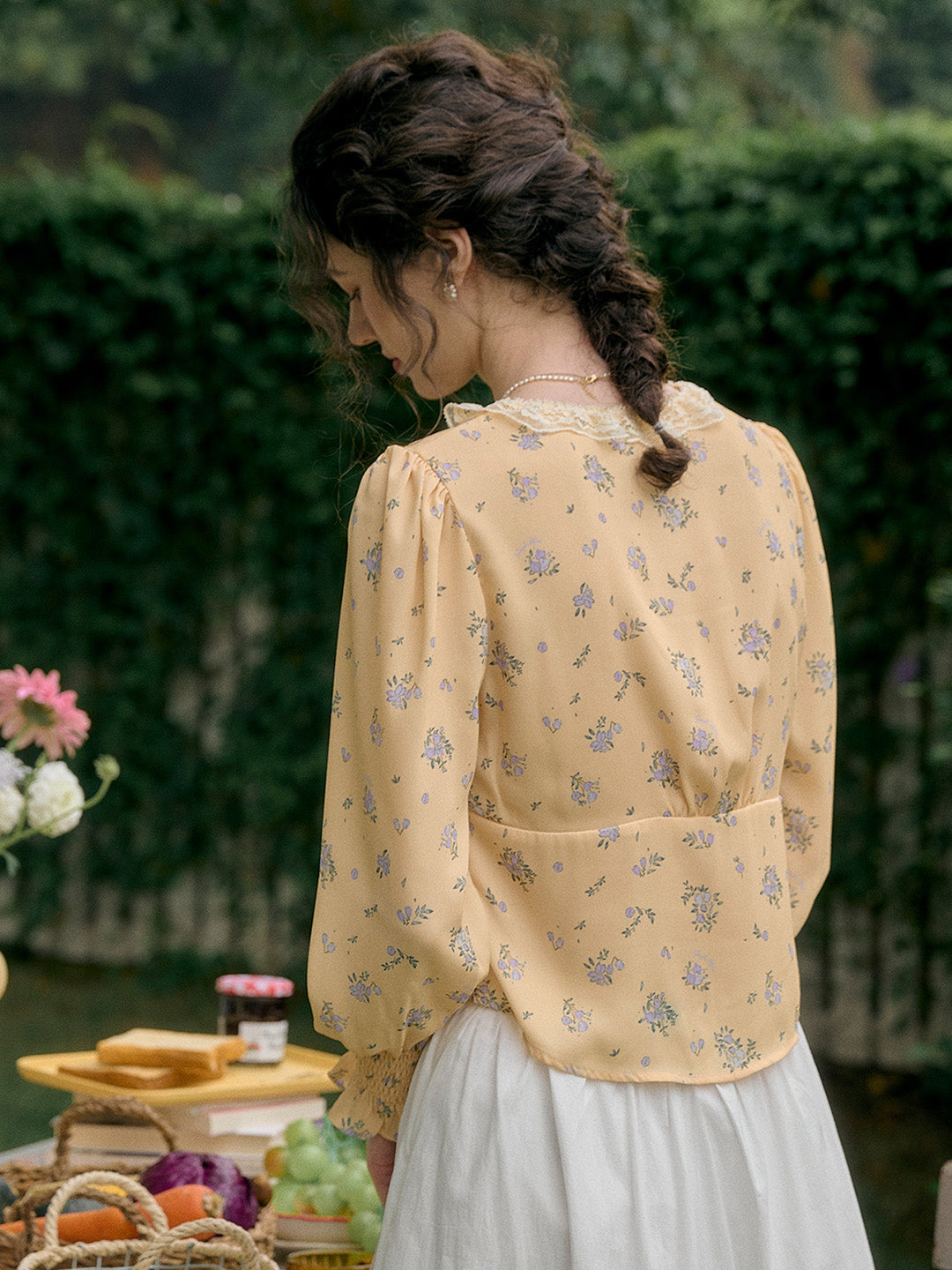 【Final Sale】Laurel V-Neck Floral Blouse - Dark Yellow