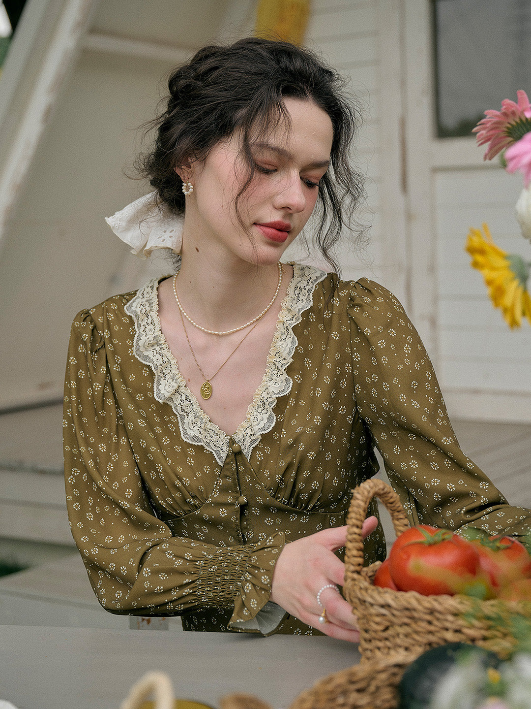 【Final Sale】Laurel V-Neck Floral Blouse - Dark Yellow