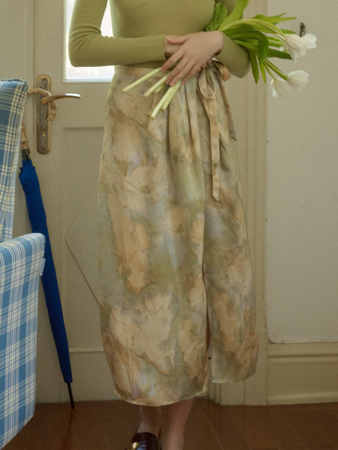 Isabela 油畫緞面半身裙