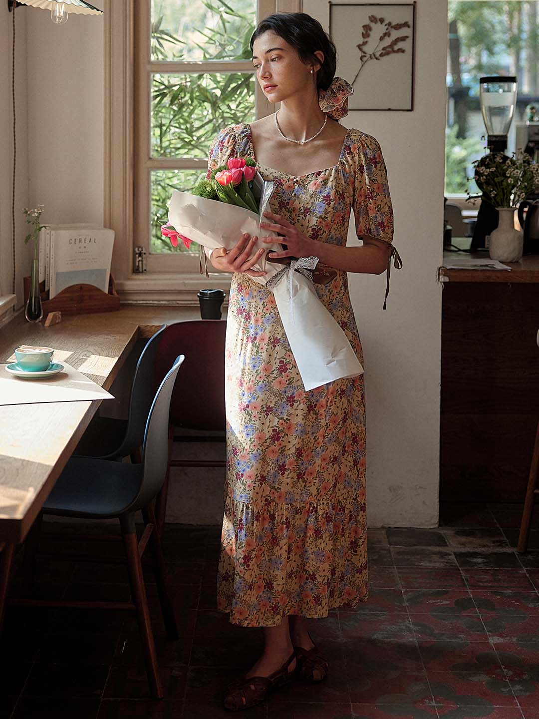 Kassidy 雛菊印花抽繩連衣裙