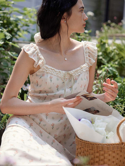 Monica 碎花方領小飛袖連衣裙