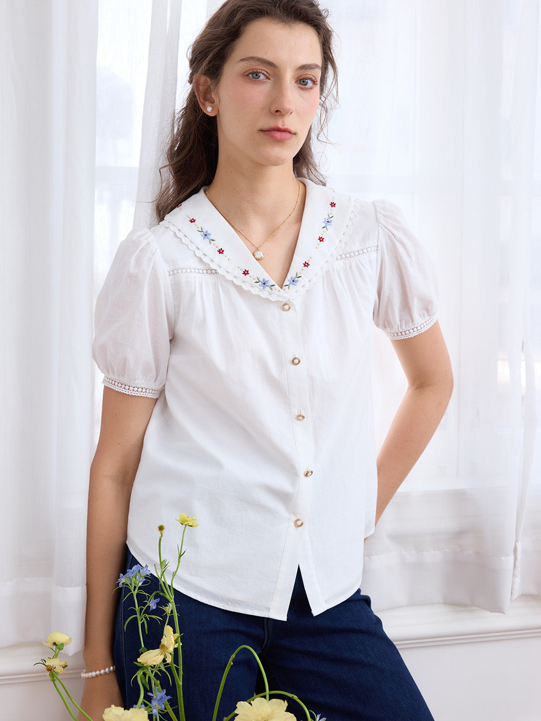 Jenna Floral Embroidery Puff Sleeve Shirt