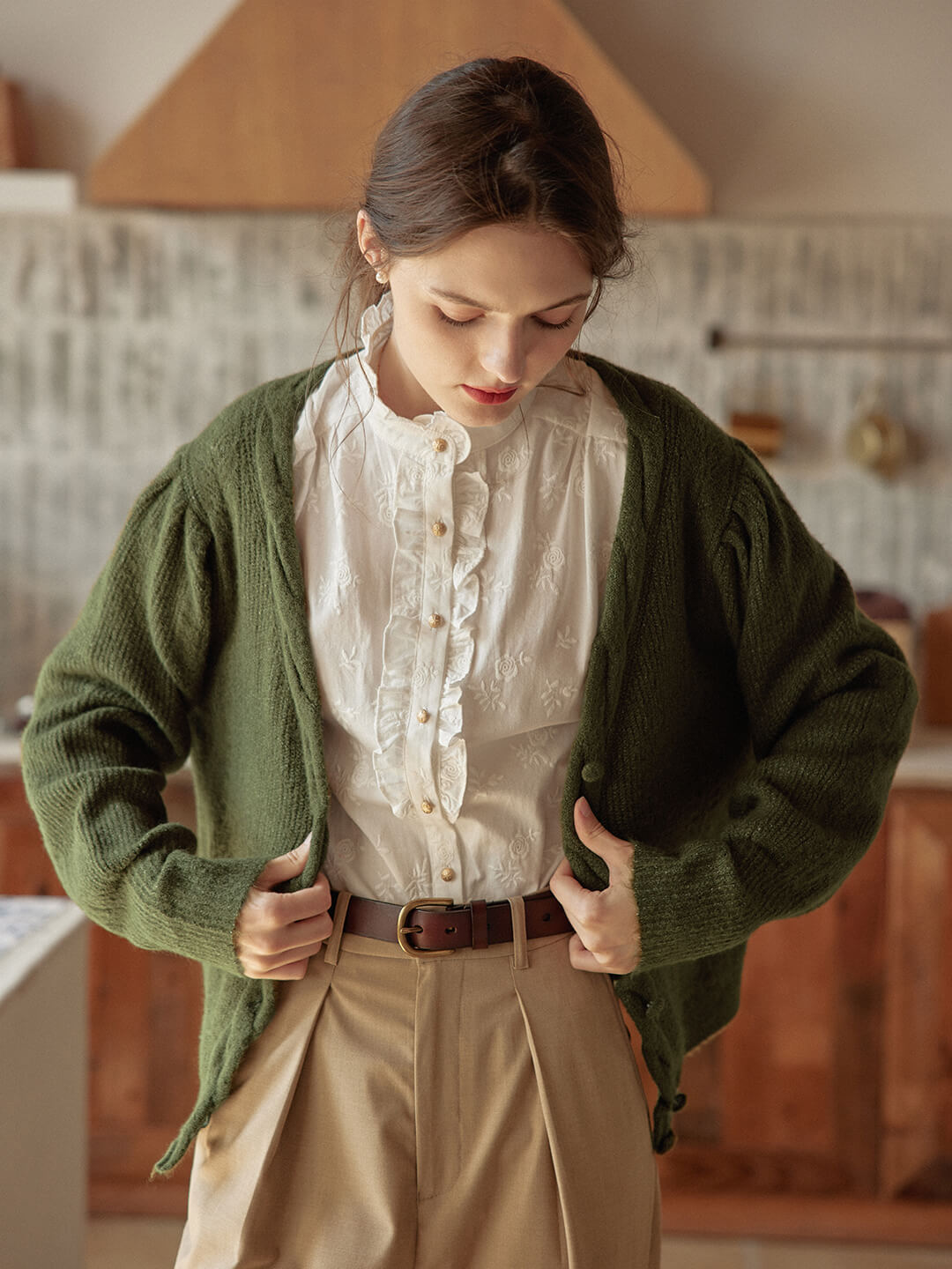 Ava green V-neck retro knitted jacket