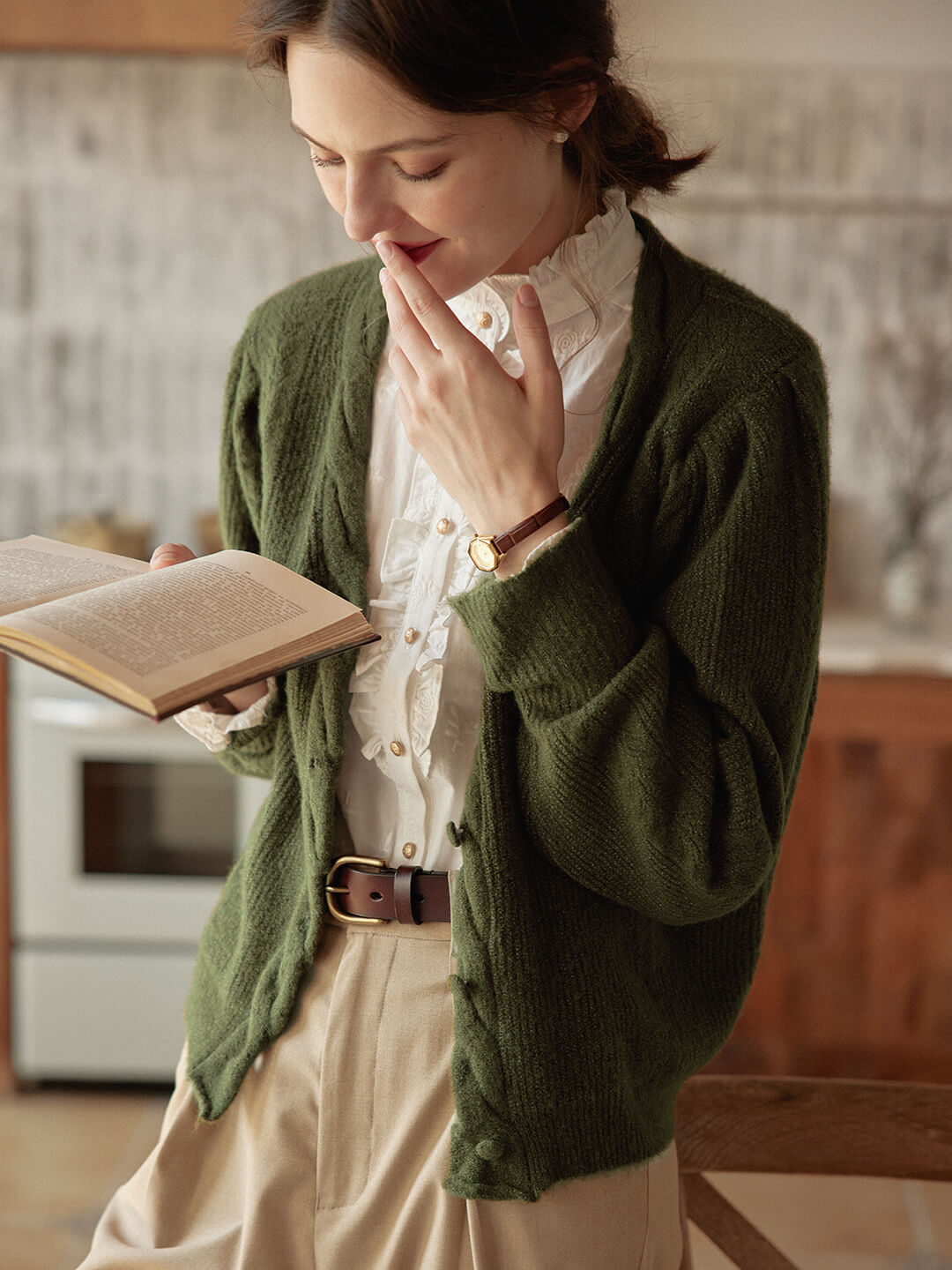 Ava green V-neck retro knitted jacket