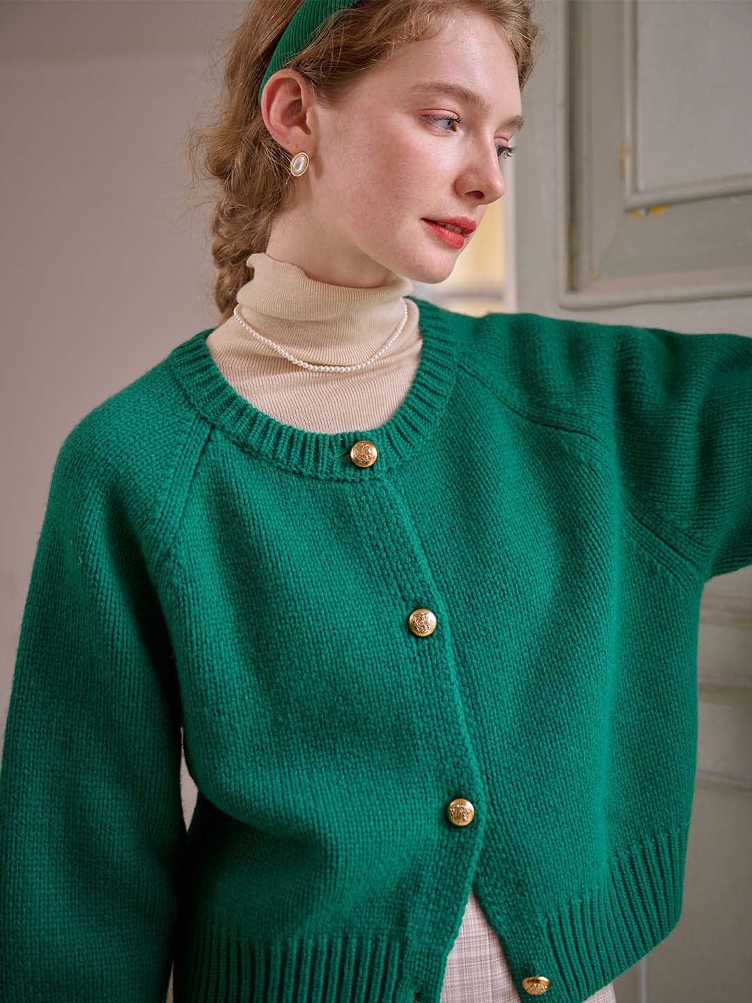 Eliana Retro Crew Neck 100% Wool Sweater Cardigan