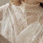 Isla 米白色鏤空蕾絲襯衫