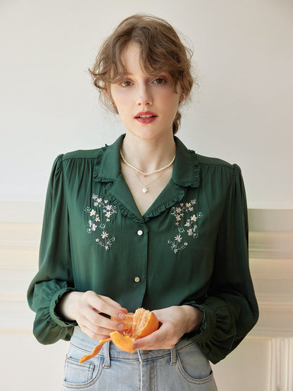 Convallaria 綠色鈴蘭刺綉泡泡長袖襯衫