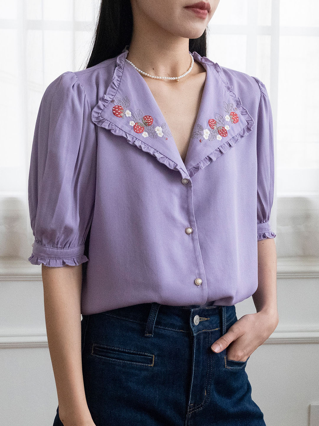 Erin 紫色草莓刺繡翻領襯衫