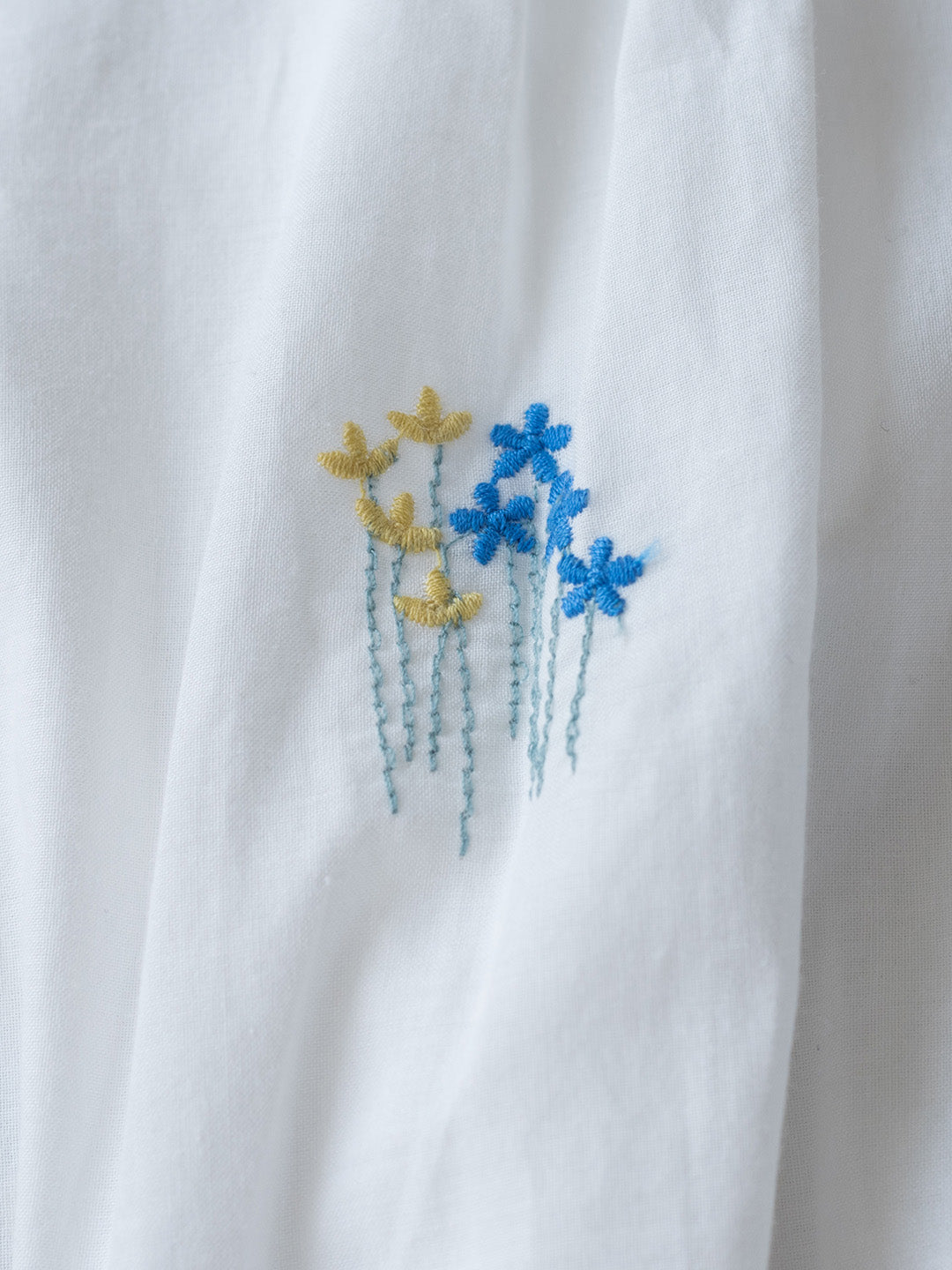 Nala 原創滿天星刺繡泡泡袖連衣裙
