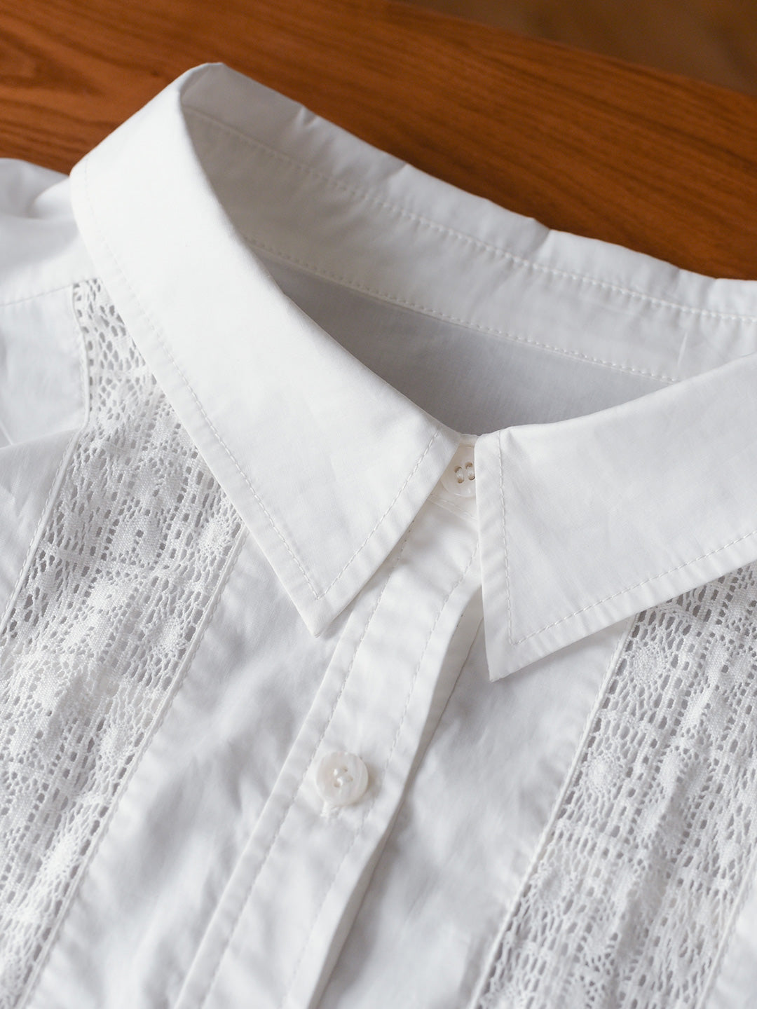 Ainsley 鏤空純棉荷葉邊白襯衫